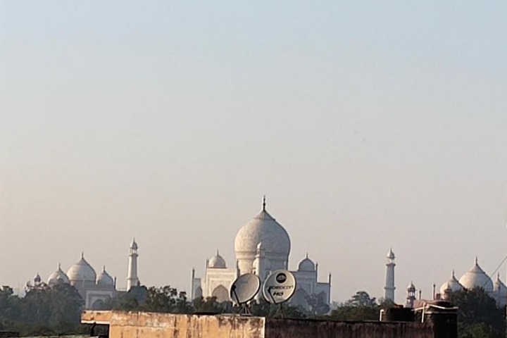 GOROOMGO BIG BROTHER AGRA