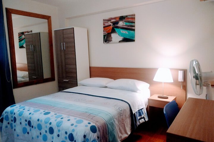 Room 27 of 42