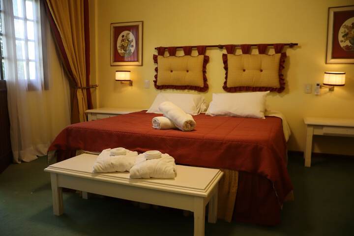 Room 34 of 127