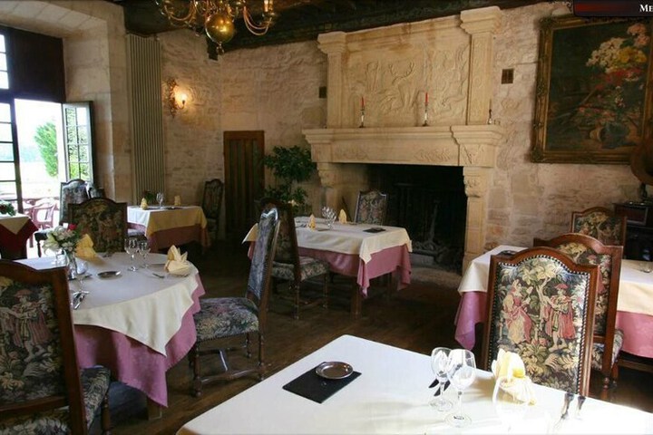 Dining 74 of 153