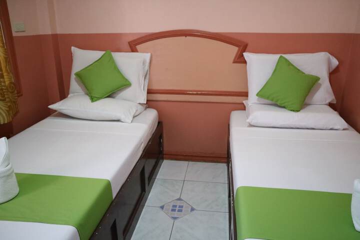 Room 8 of 17