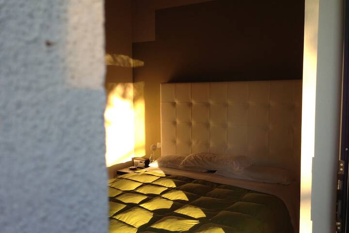 Room 5 of 63