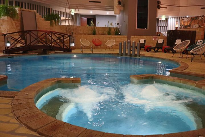 Pool 62 of 85
