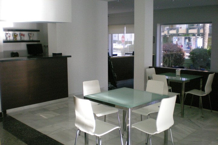 Guest Lobby