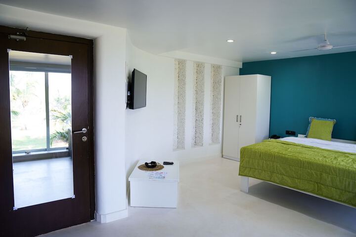 Room 36 of 108