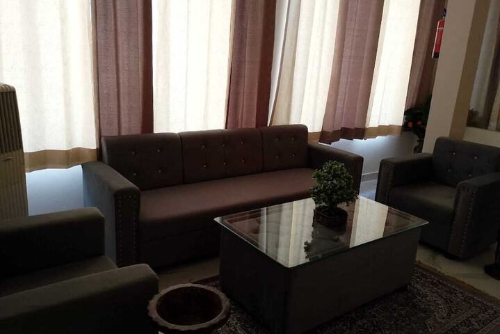 Room 18 of 22