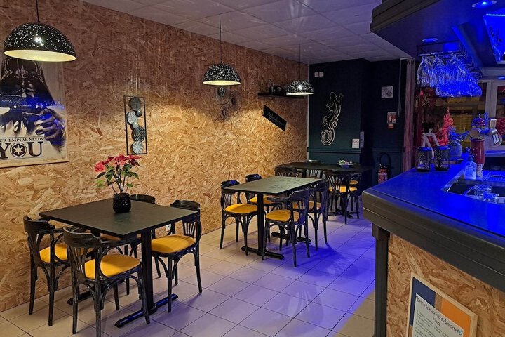 Dining 60 of 71