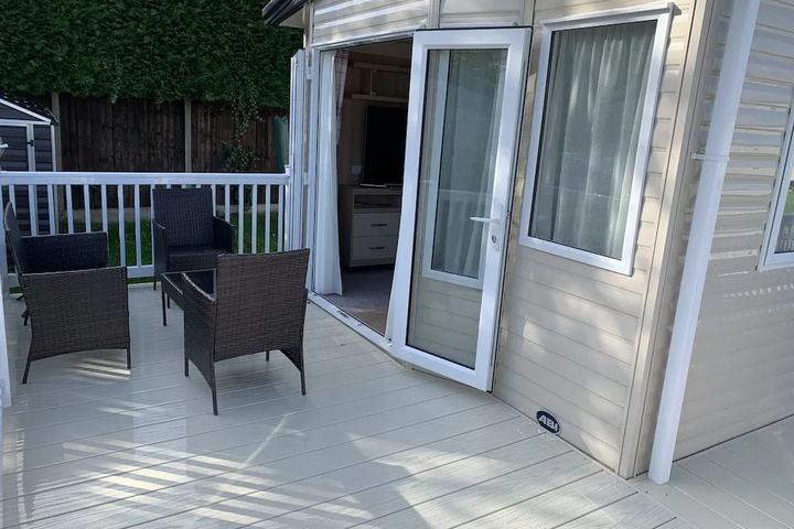 Terrace/Patio 7 of 16