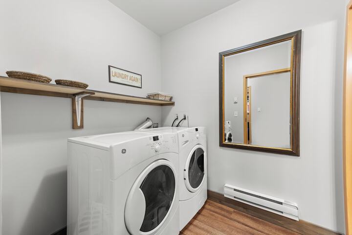 Laundry 25 of 46