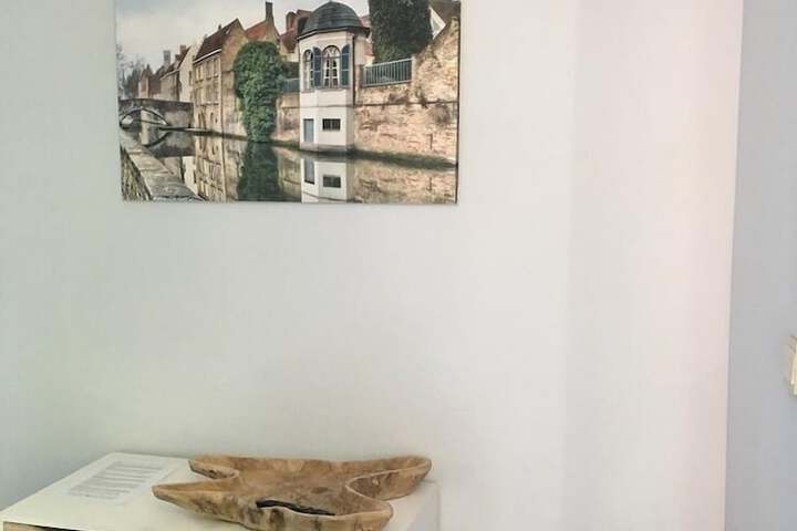 Room 8 of 36