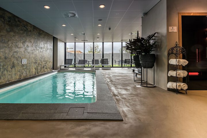 Pool 54 of 106