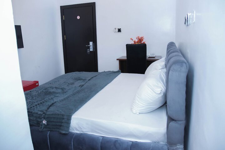 Room 12 of 58