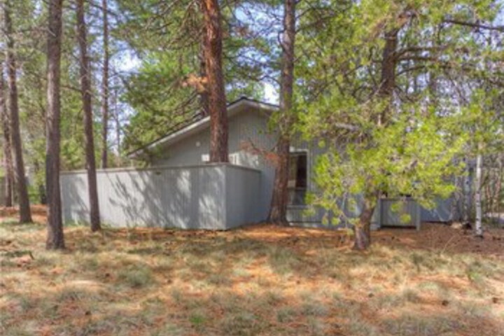 Property Grounds 8 of 14