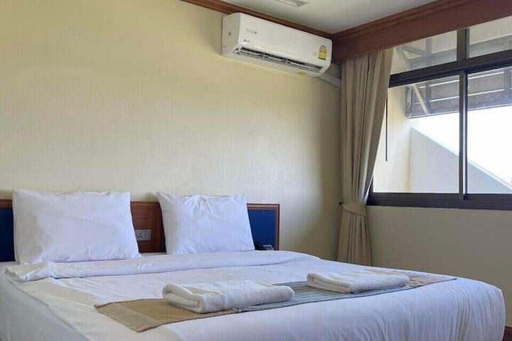 Phuphanplace Hotel