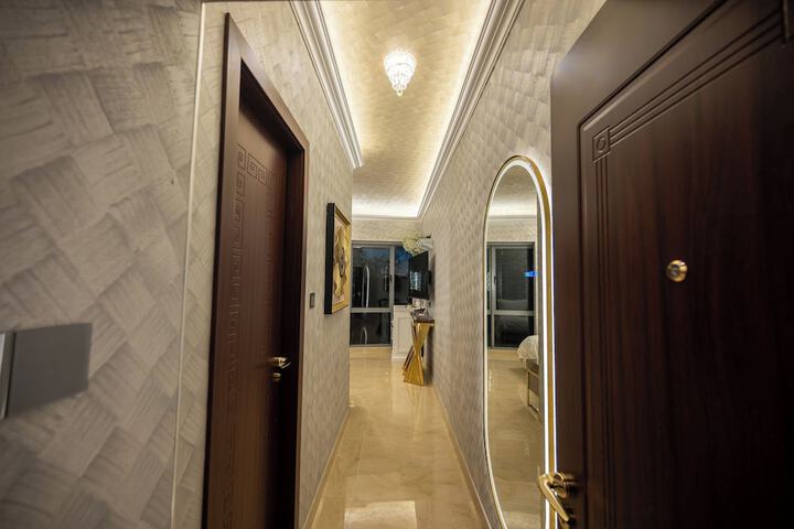 Room 143 of 285