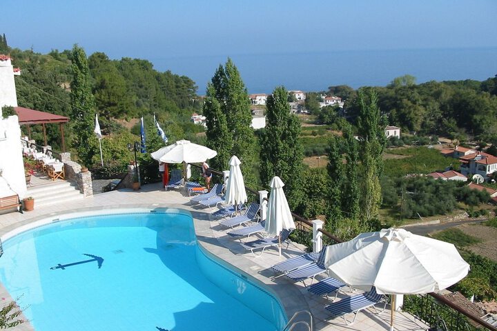 Daphne Hotel in Samos