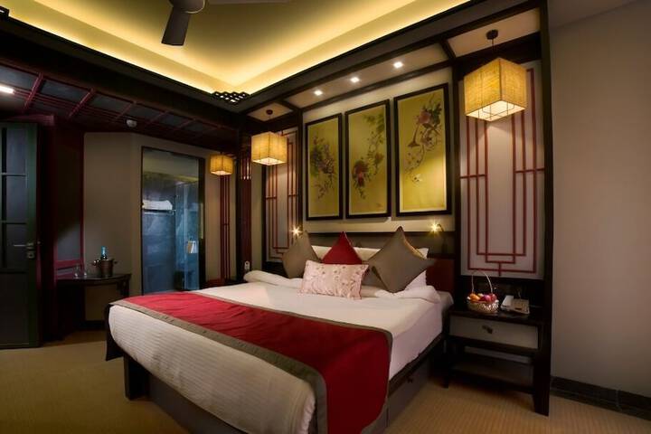 Room 43 of 81