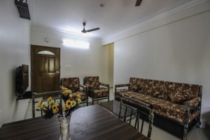 Oyo 11014 Home Goa Spacious 2Bhk Nerul