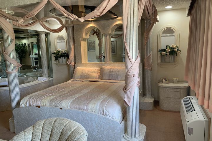 Room 19 of 55