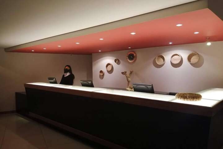 Hotel Interior 4 of 38