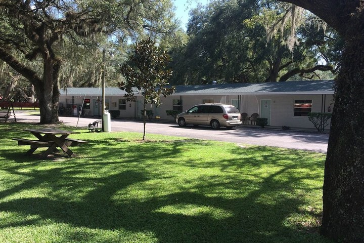 Property Grounds 16 of 18