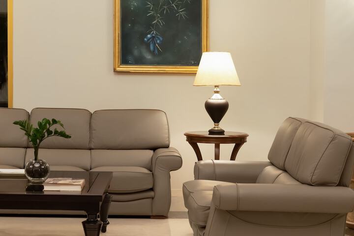 Entrance & Lobby