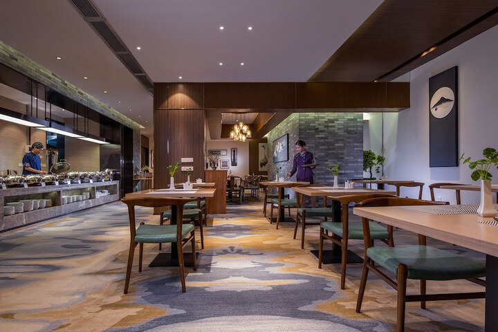 Huaqiang Novlion Hotel