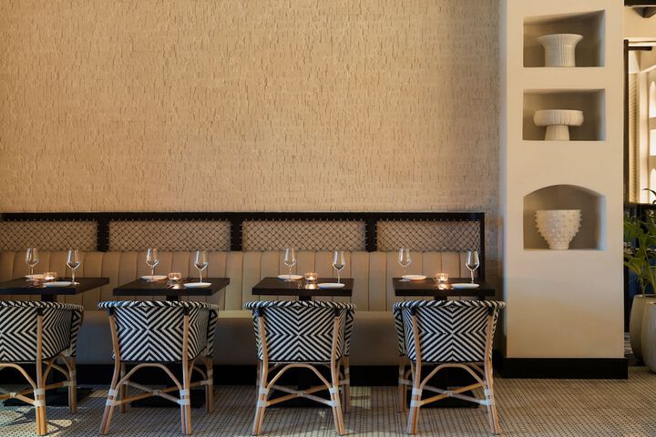 Dining 178 of 313