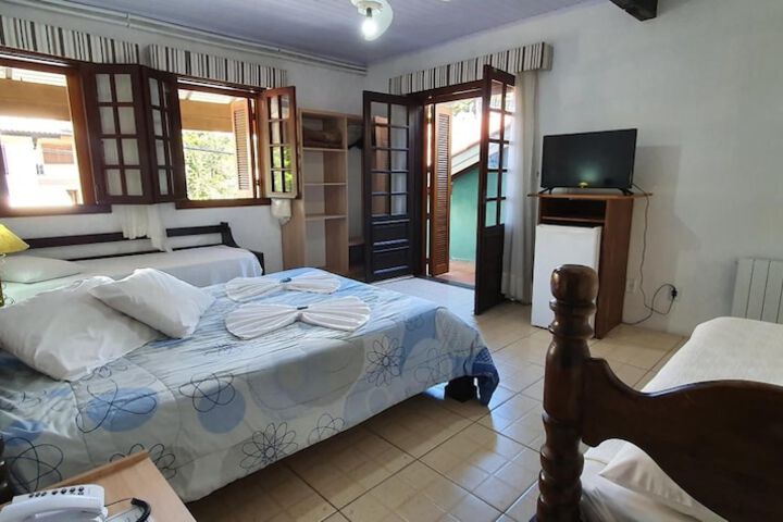 Room 5 of 46