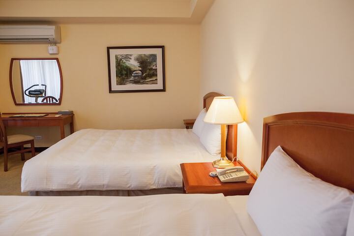 Room 56 of 203