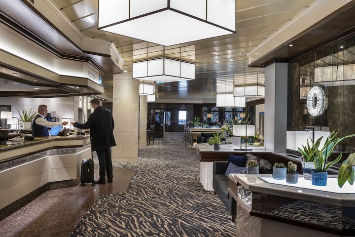 Guest Lobby