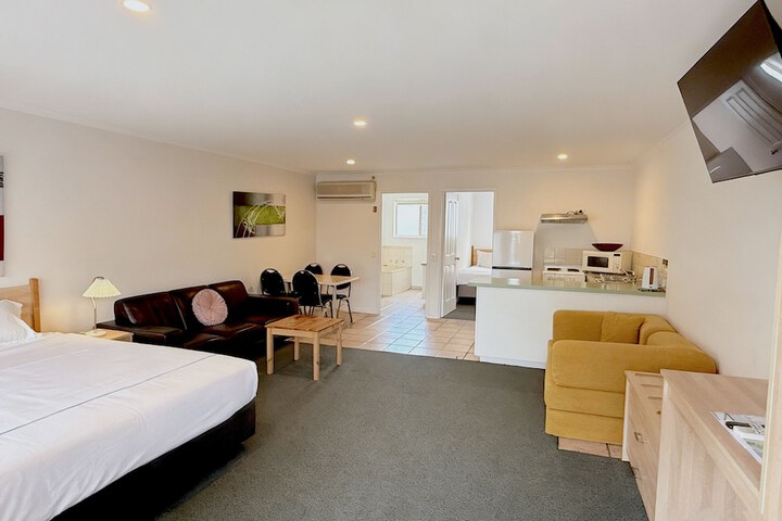 Room 9 of 61
