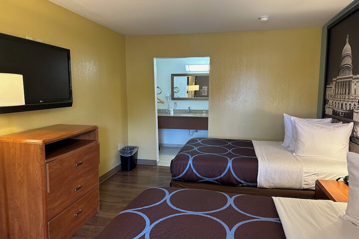 2 Double Beds Deluxe (7 of 12)