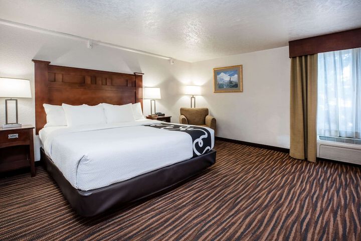 Room 15 of 34