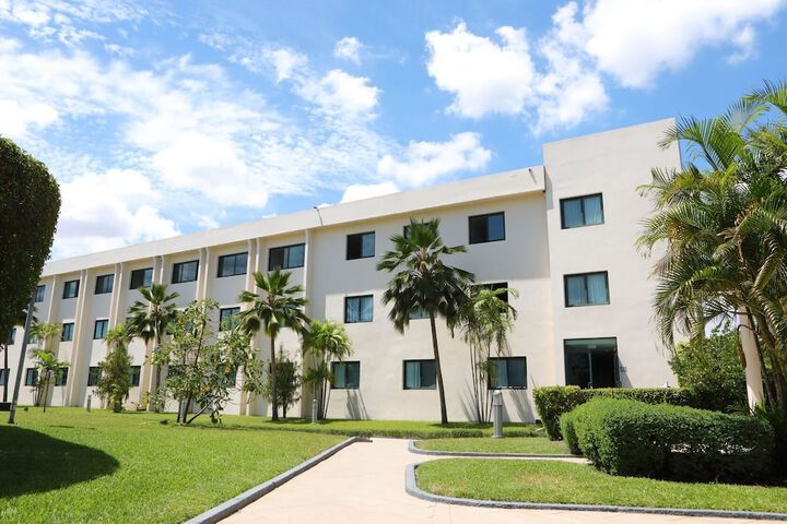 Hotel 68 of 70