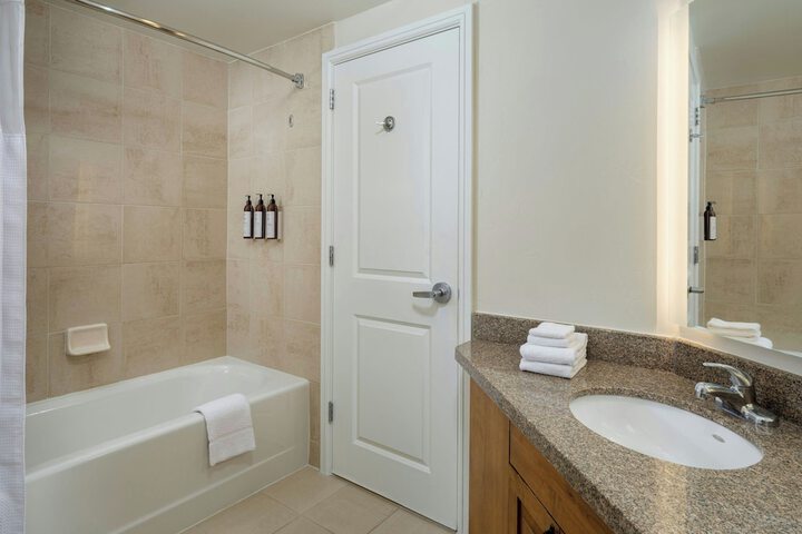 Room 12 of 46
