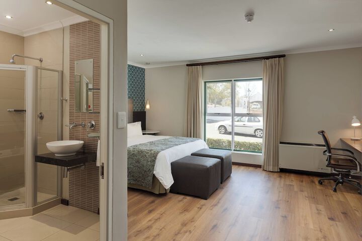 Room 20 of 77