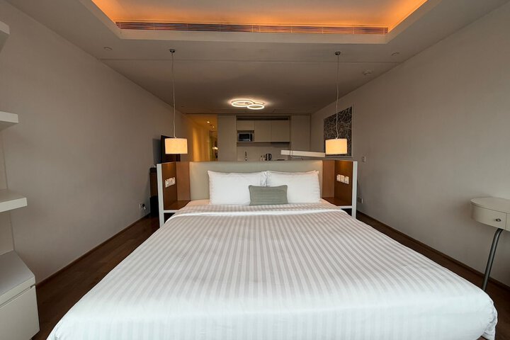 Room 14 of 60