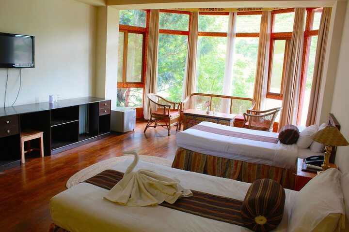 Room 5 of 23