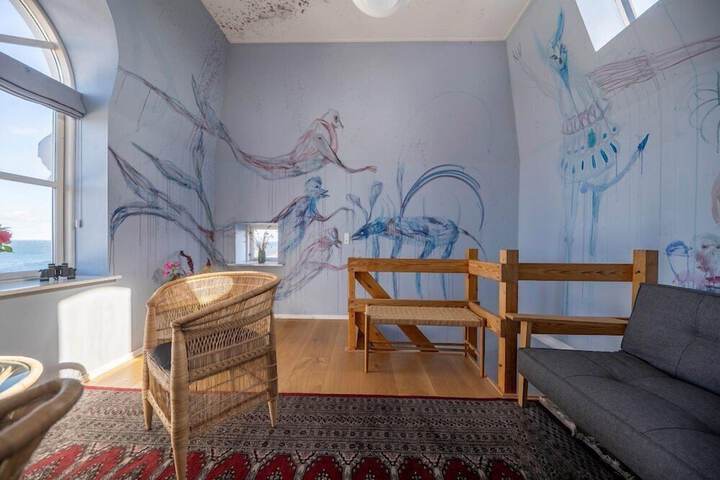 Room 29 of 63