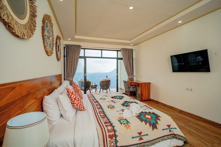Room 4 of 47