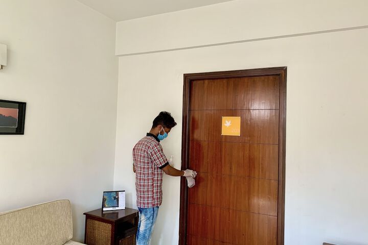 Room 21 of 61