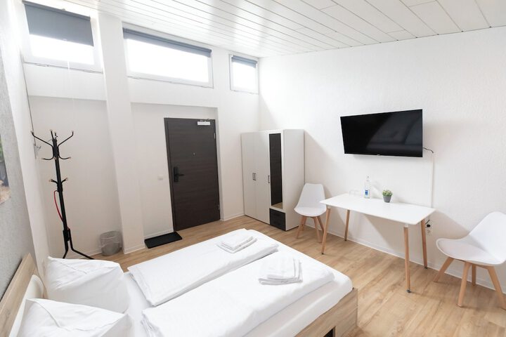 Room 13 of 41