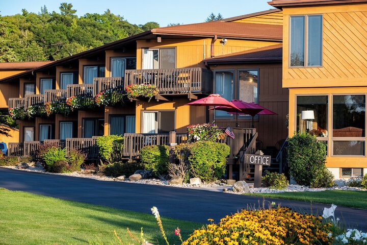 Hotel 47 of 69