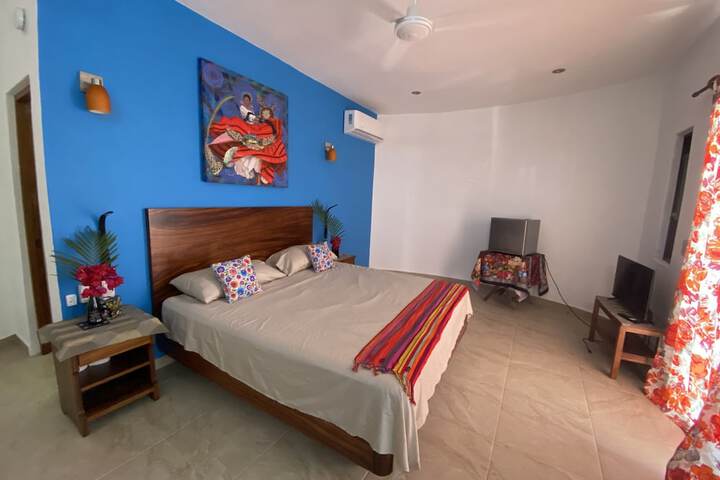 Room 35 of 402