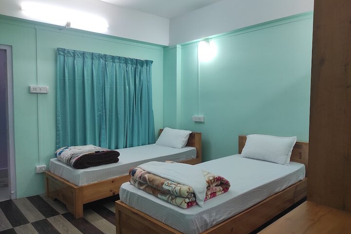 Room 8 of 21