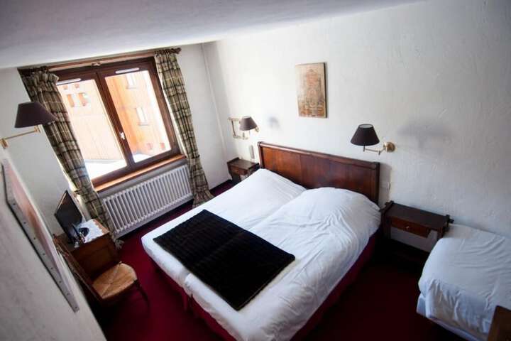 Room 7 of 26