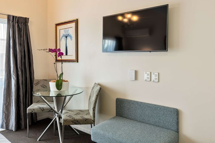 Room 22 of 117