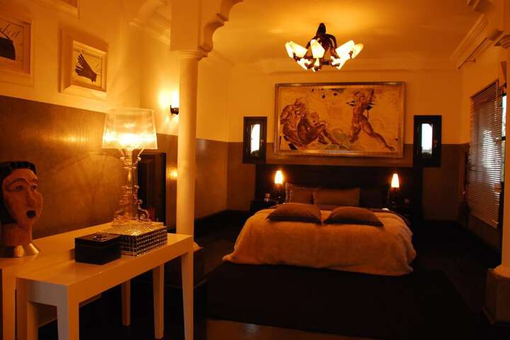 Room 19 of 59