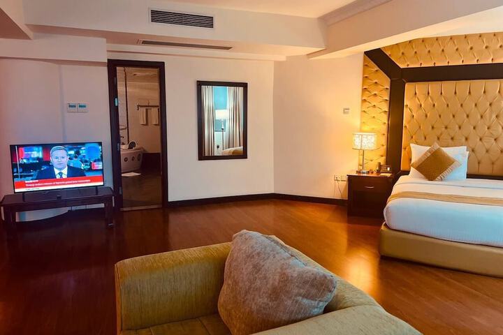 Room 42 of 116